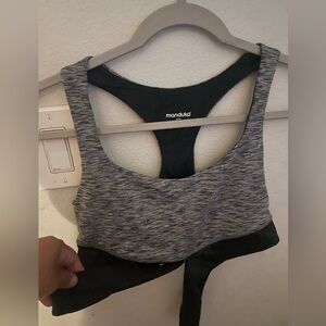 Manduka Women's‎ Gray and Black Sports Bra Size Medium